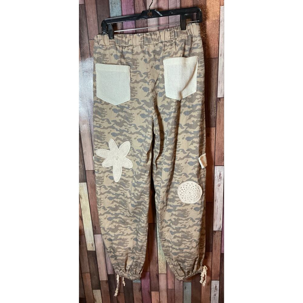 POL brand Camo Denim Joggers Crochet Patchwork Drawstring Waist Medium NWT - Picture 3 of 3